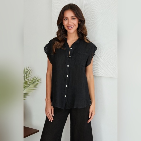 (8093-BLK) SOLID RUFFLE SHORT SLEEVE CHEST POCKET BUTTON DOWN LINEN TOP - Picture 1 of 5